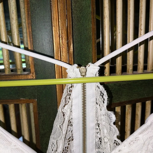 Camille La Vie white high-low dress Juniors size 3 - Picture 3 of 6